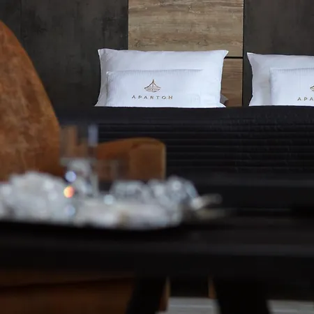 Aparton Hotel *