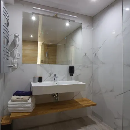 Hotel Aparton *